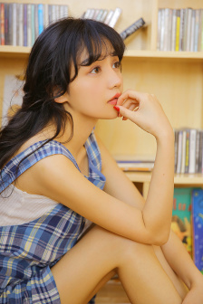 粗糙的手指在里面旋转